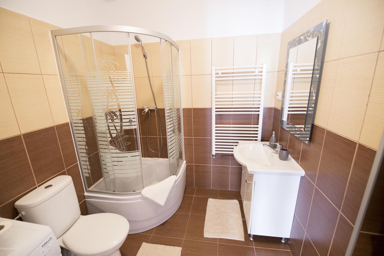 Sunny Old Town Apartment Braszów Zewnętrze zdjęcie