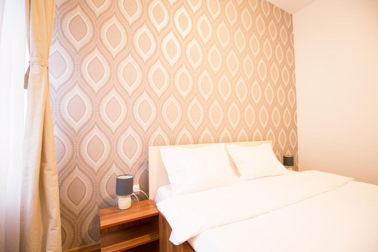 Sunny Old Town Apartment Braszów Zewnętrze zdjęcie