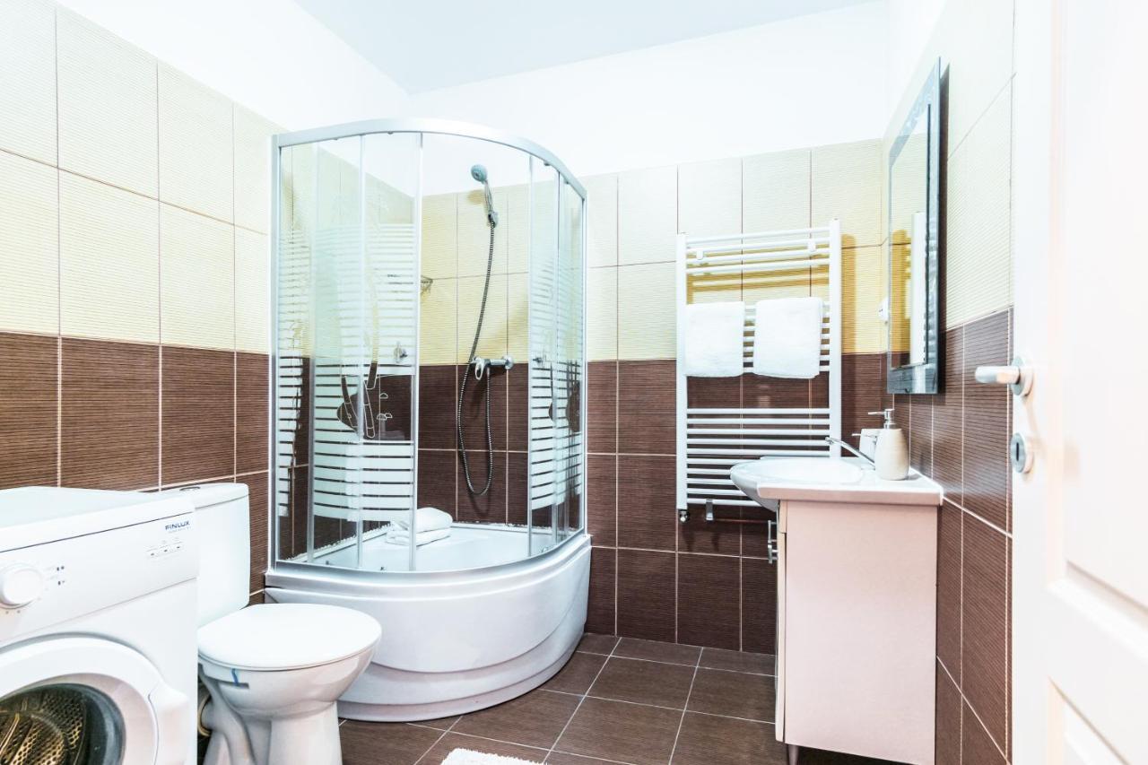 Sunny Old Town Apartment Braszów Zewnętrze zdjęcie